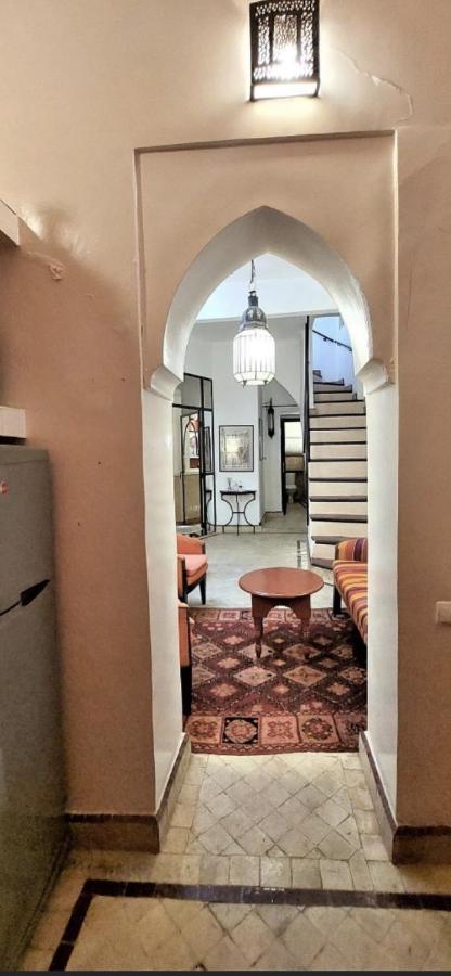 Riad Privatise Jusqu A 5 Personnes A 5 Minutes Place Jemma El Fna Loue Avec Menage Et Petit Dejeuner Compris Marrakesh Buitenkant foto