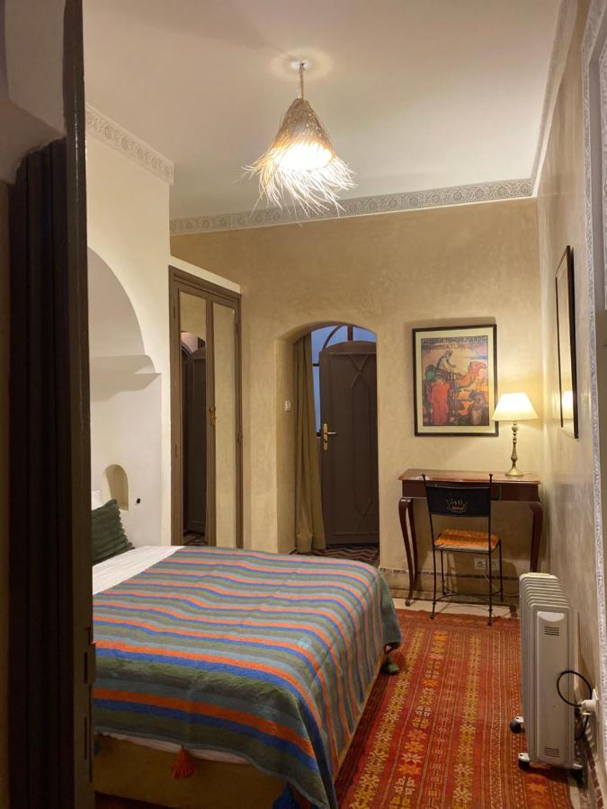 Riad Privatise Jusqu A 5 Personnes A 5 Minutes Place Jemma El Fna Loue Avec Menage Et Petit Dejeuner Compris Marrakesh Buitenkant foto