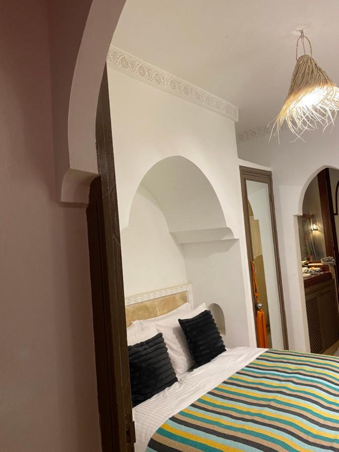 Riad Privatise Jusqu A 5 Personnes A 5 Minutes Place Jemma El Fna Loue Avec Menage Et Petit Dejeuner Compris Marrakesh Buitenkant foto